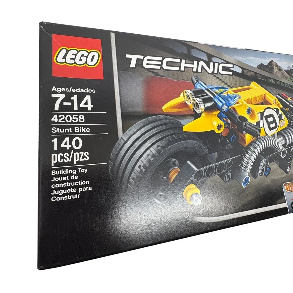LEGO Technic Stunt Bike 42058 Pull-Back Motorcycle Building Set 140 Pcs New